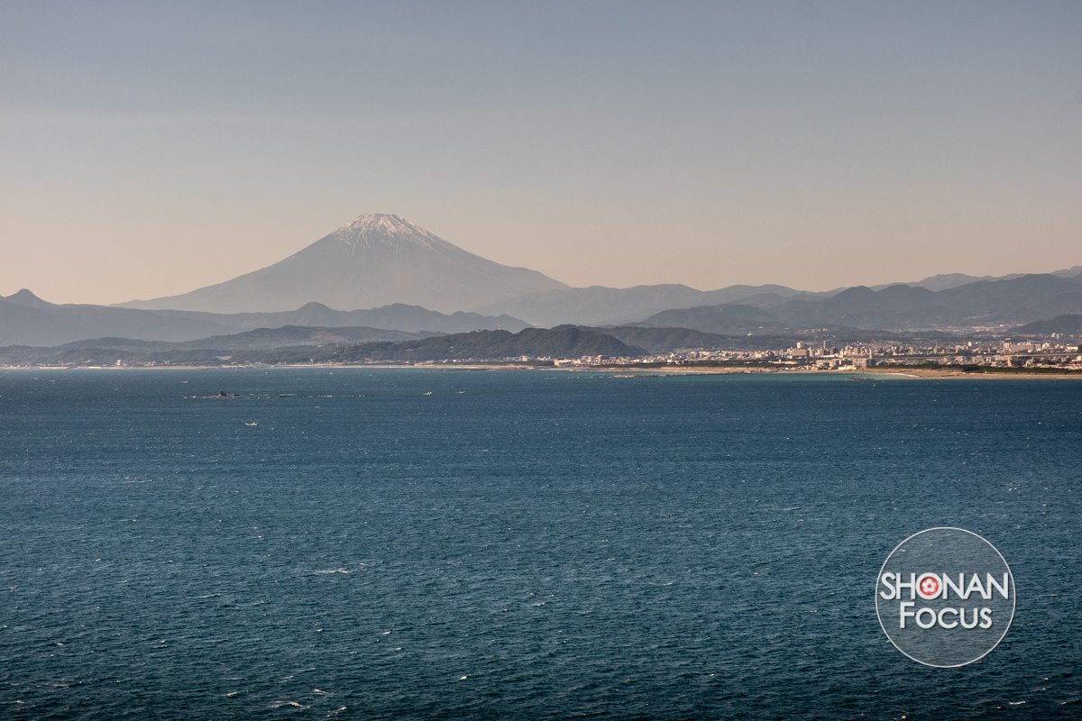 vue panoramique sur la baie de Shonan et sur le mont Fuji